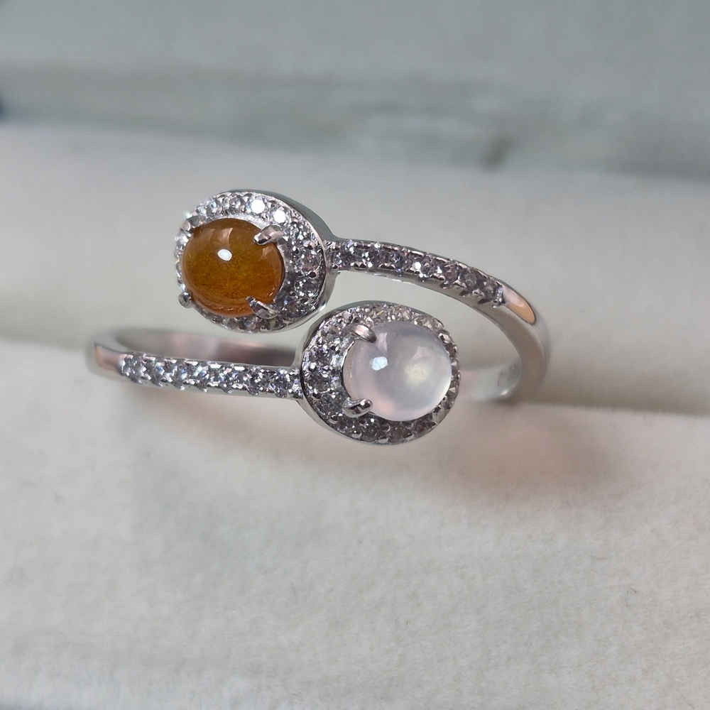 Elegant Silver and Gold-Toned Women's Ring